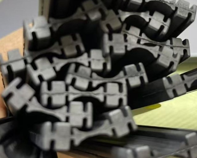 rubber strip for windshield wiper from Fukoku-flat wiper