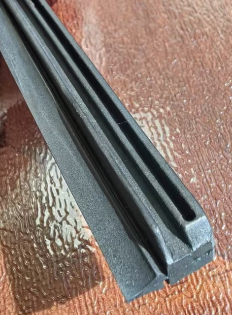 rubber strip for windshield wiper from Fukoku-hybrid wiper