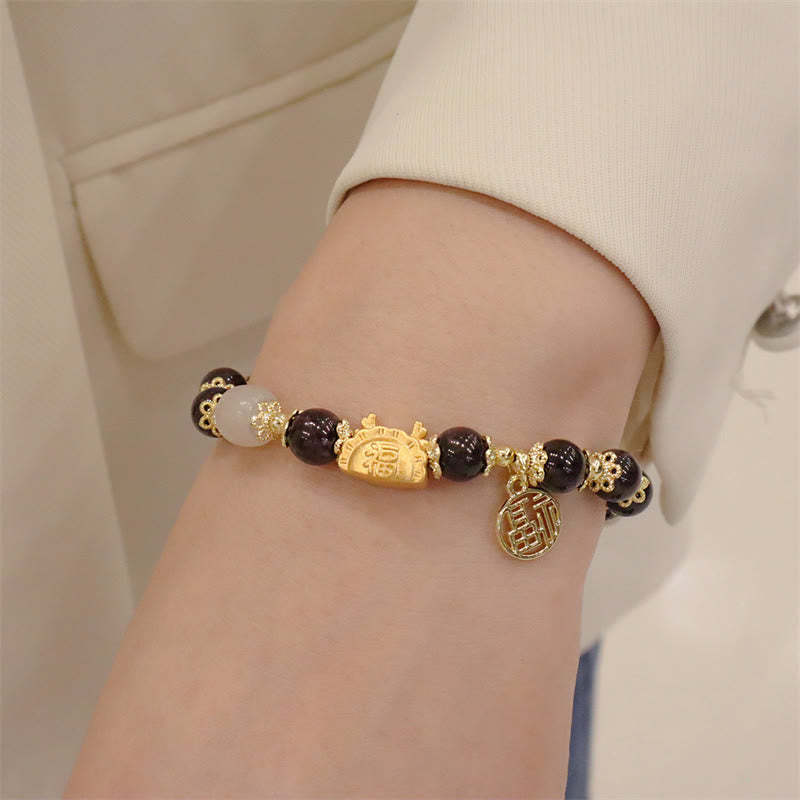 Year Of The Dragon Red Agate Strawberry Quartz Black Obsidian Jade Garnet Pearl Cinnabar Dumpling Dragon Luck Fu Character Bracelet