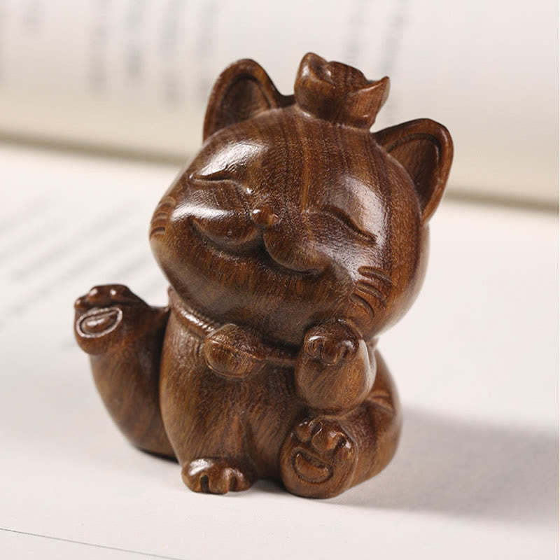 Mini Green Sandalwood Ingot Lucky Cat Carved Peace Desk Decorations