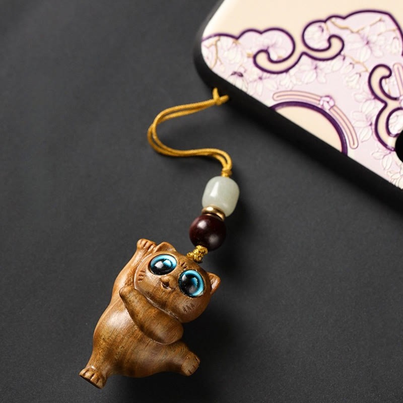 Green Sandalwood Thuja Sutchuenensis Dancing Cat Positive Key Chain Phone Hanging Decoration