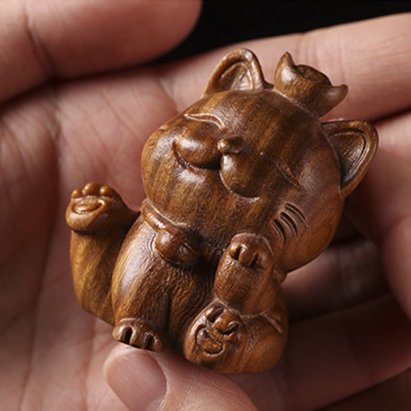 Mini Green Sandalwood Ingot Lucky Cat Carved Peace Desk Decorations