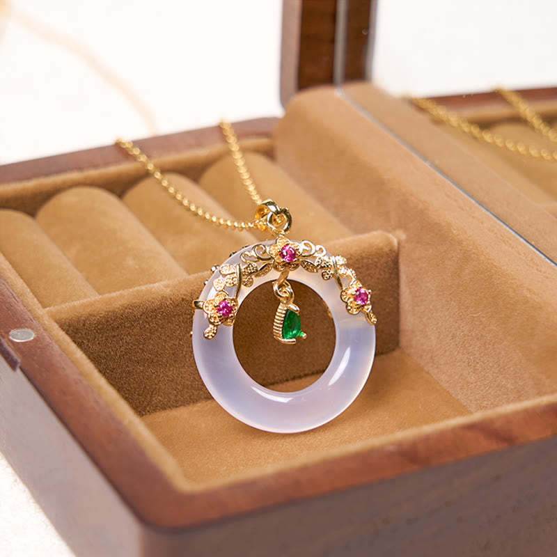 Green Chalcedony Peace Buckle Design Strength Necklace Pendant