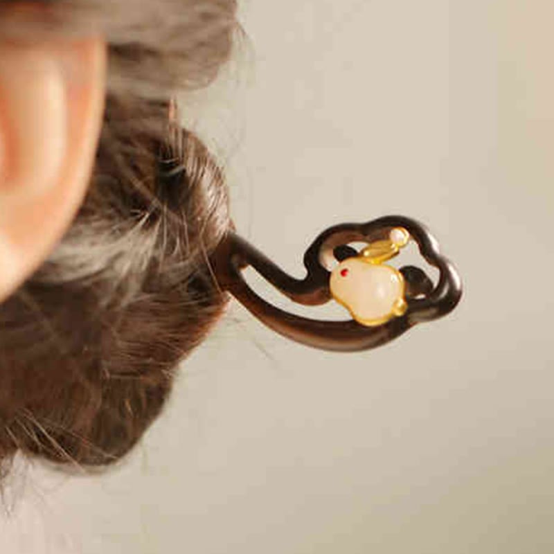 Auspicious Cloud Sandalwood Rabbit Protection Hairpin
