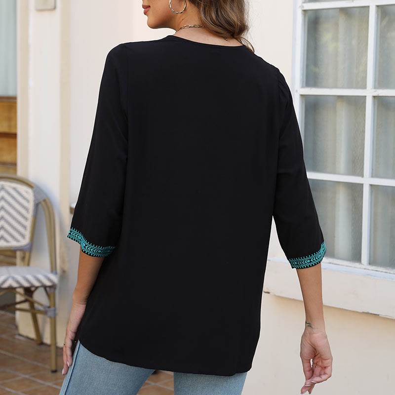 Summer Casual Embroidery Flower Leaf Half Sleeve V-neck Cotton Women's T-Shirt