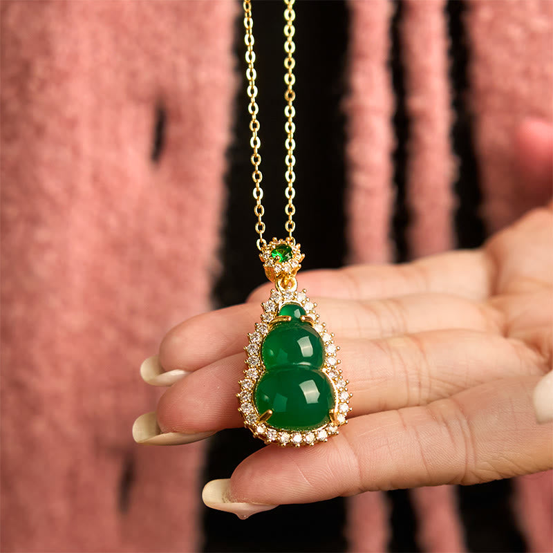 Green Chalcedony Gourd Pendant