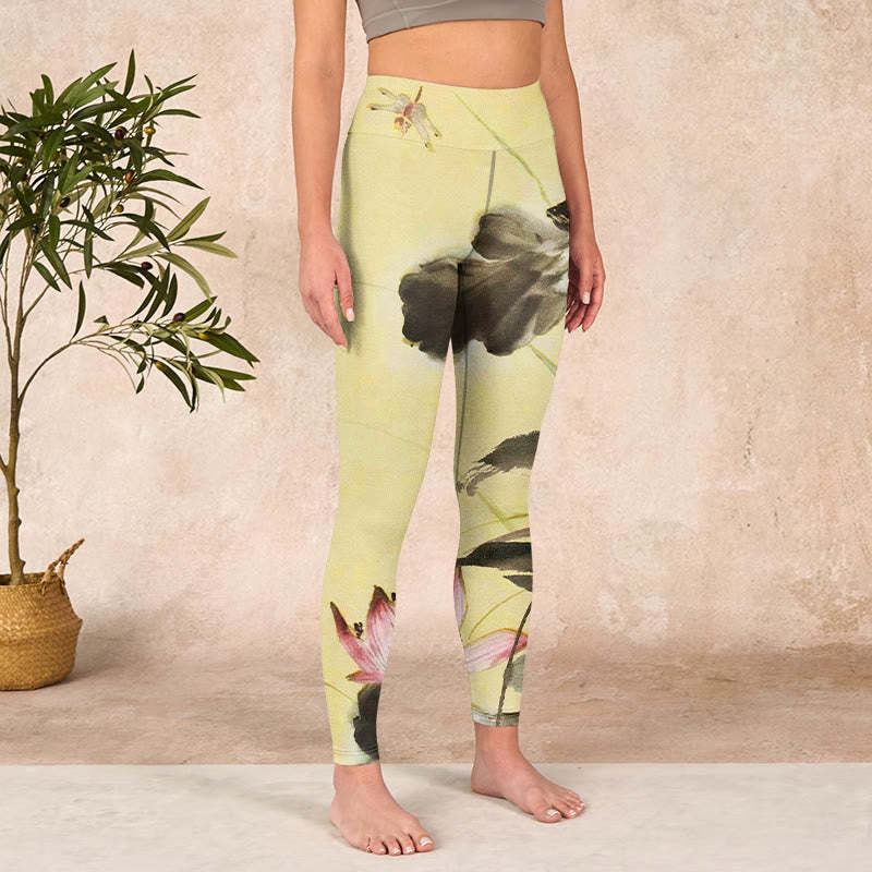 Pink Blooming And Unbloomed Lotus Print Gym Leggings Women's Yoga Pants