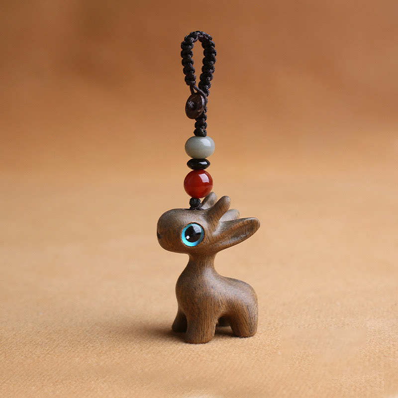 Sandalwood Small Leaf Red Sandalwood Ebony Wood Green Sandalwood Lucky Mini Deer Carved Protection Key Chain Phone Hanging Decoration