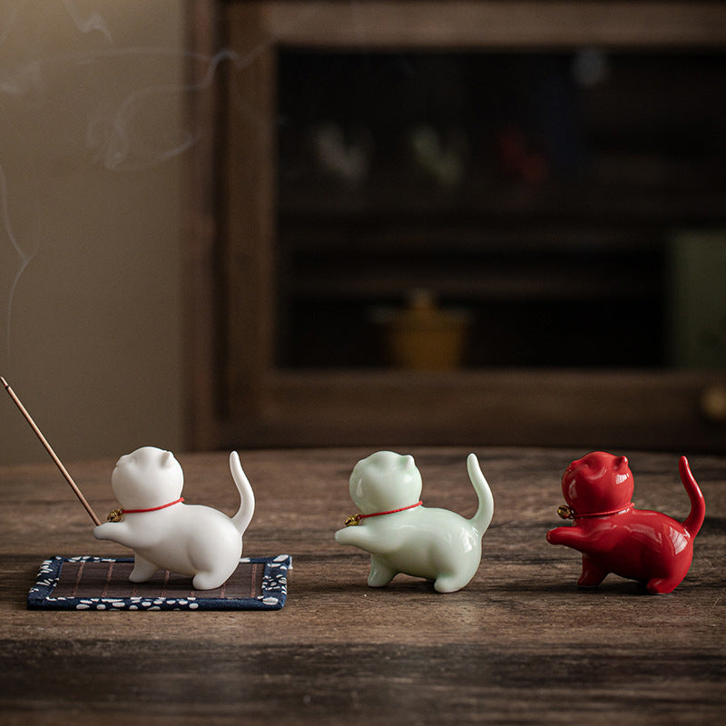 Mini Lucky Cat Kitten Tea Pet Ceramic Home Desk Figurine Decoration With Bamboo Mat