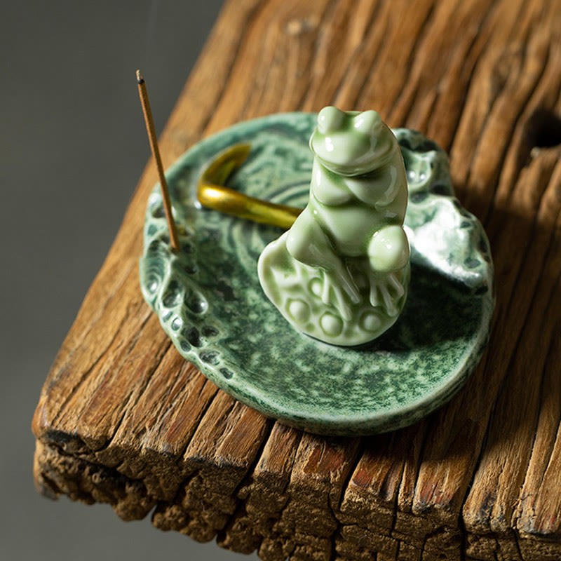Leaf Meditation Frog Pattern Healing Ceramic Incense Burner Decoration