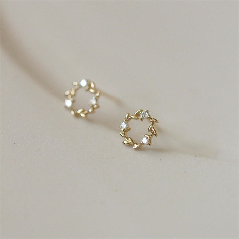 925 Sterling Silver Posts Copper Metal Tiny Wreath Stud Blessing Flower Earrings