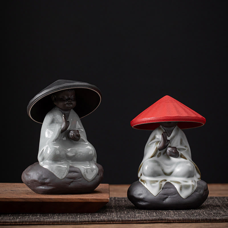 Little Zen Monk Hat Strainer Ceramic Tea Accessories Figurine Home Decoration
