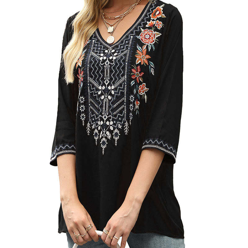 Spring Casual Plain Embroidery Floral Pattern Design Three Quarter Sleeve V-neck Cotton Women's T-Shirt