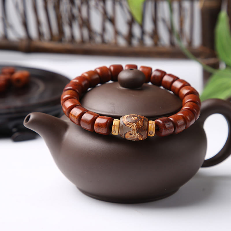 Tibetan Yak Bone Three-Eyed Dzi Bead Sheep Horn Red Agate Strength Bracelet