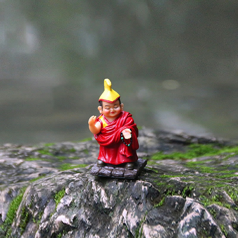 Hand Painted Tibetan Lama Figures Carved Creative Home Office Car Decoration Ornament
