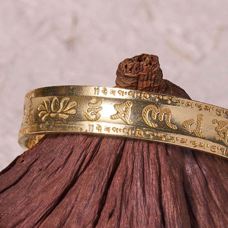 Six True Words 'om Mani Padme Hum' Heart Sutra Lotus Copper Brass Peace Cuff Bracelet Bangle