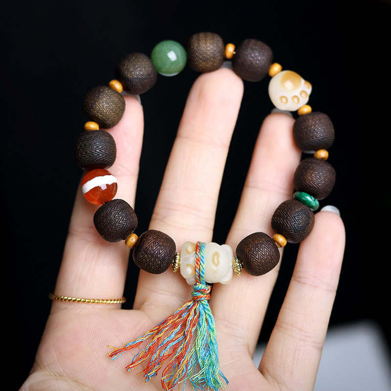 Green Qinan Agarwood Bodhi Seed Cat's Paw Claw Peace Bracelet