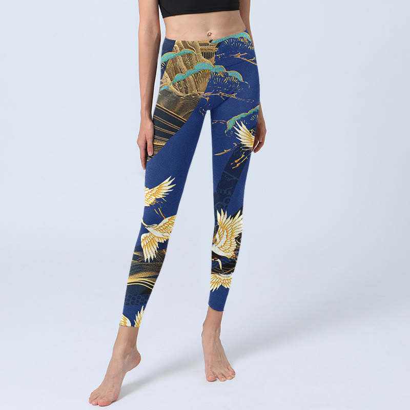 Mountain Temple Red Crowned Crane Pattern Print Gym Leggings Women's Yoga Pants