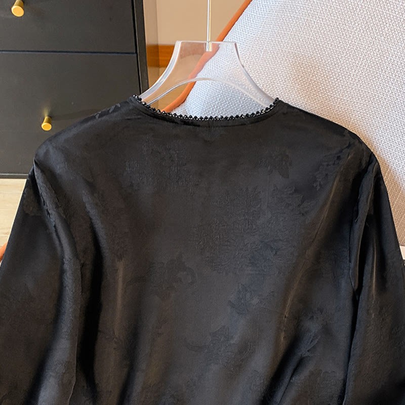 Retro Embroidery Design Long Sleeve Women's Shirt