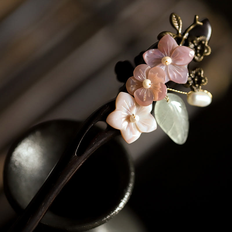 Ebony Shell Flower Leaves Blessing Hairpin