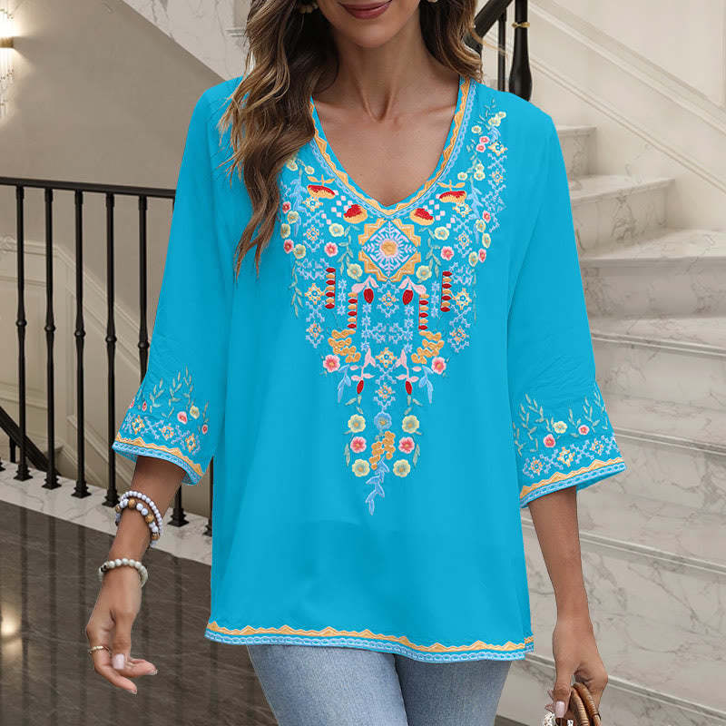 Spring Daily Embroidery Flower Pattern Long Sleeve V-neck Cotton Women's T-Shirt