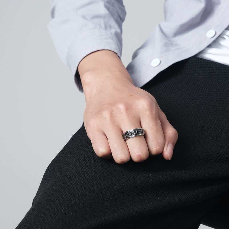 Triangle Knot Triquetra Titanium Steel Calm Rotatable Ring