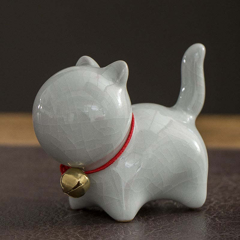 Mini Cute Lucky Bell Cat Tea Pet Ceramic Home Desk Figurine Decoration