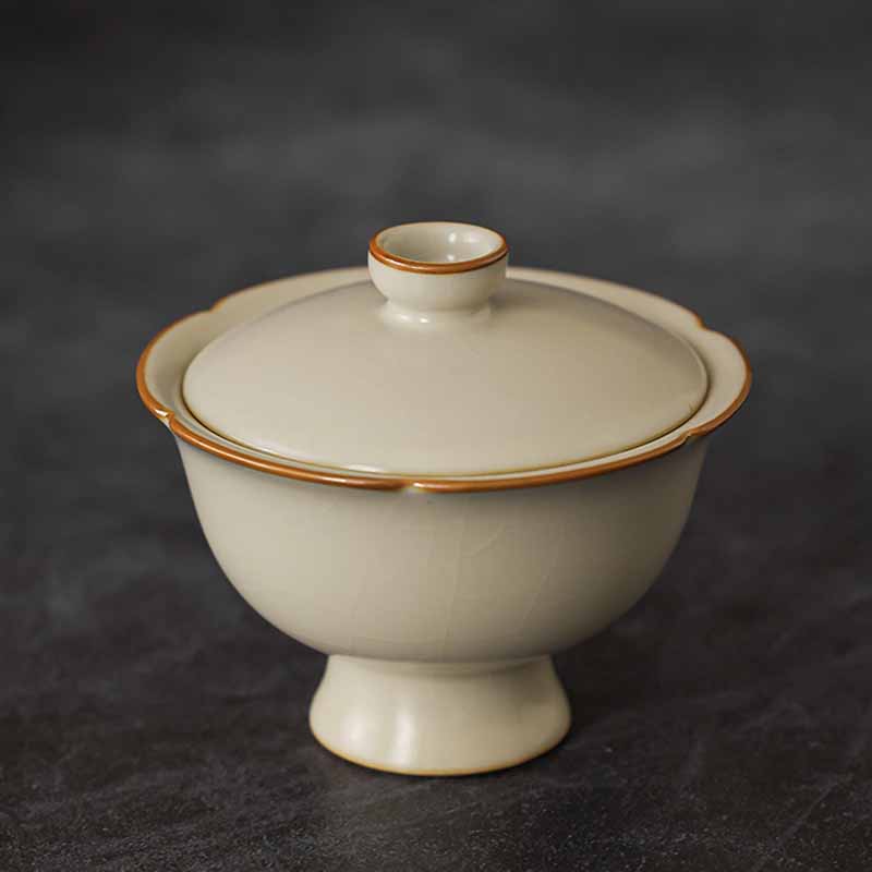 Beige Plum Blossom Shape Peach Branch Ceramic Gaiwan Sancai Teacup Kung Fu Tea Cup With Lid