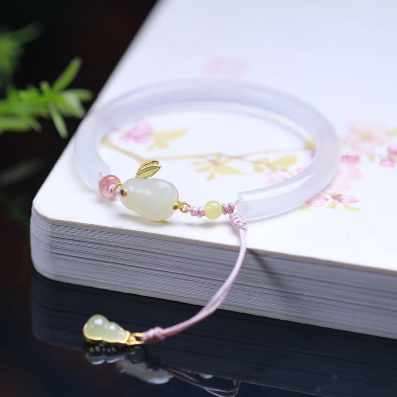 Natural White Agate Hetian Jade Rabbit Positive Bracelet Bangle
