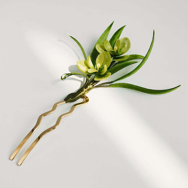 Handmade Velvet Flower Mulberry Silk Green Flowers Leaves Brooch Hairpin