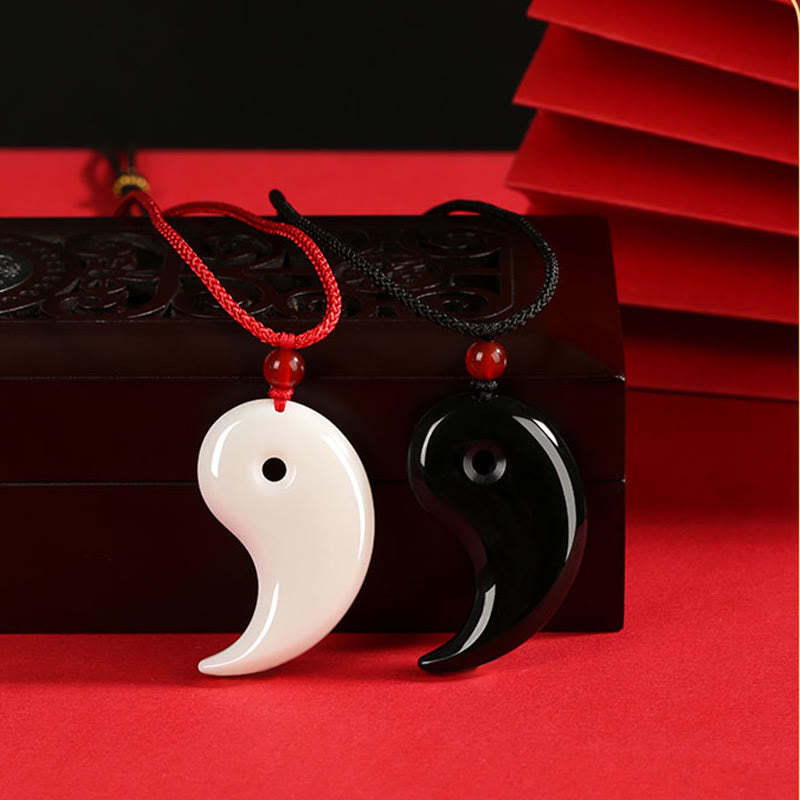 Yin Yang Tai Chi Diagram Hetian Jade Luck Necklace Pendant