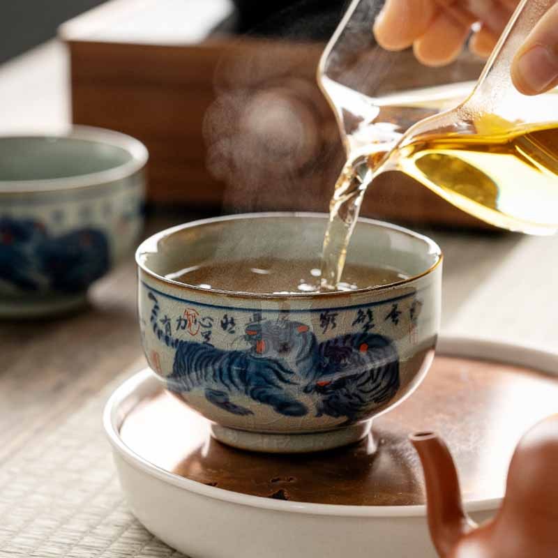 Jingdezhen Hand Painted Cute Tiger Ceramic Teacup Kung Fu Tea Cup Bowl 140ml