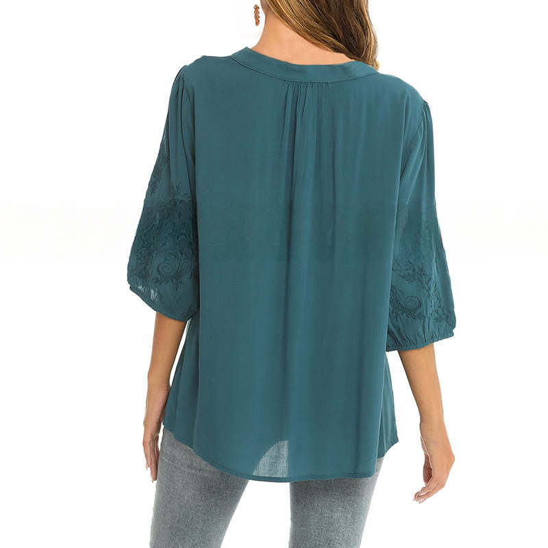 Casual Solid Color Embroidery Flower Three Quarter Sleeve V-Neck Cotton Women's T-Shirt