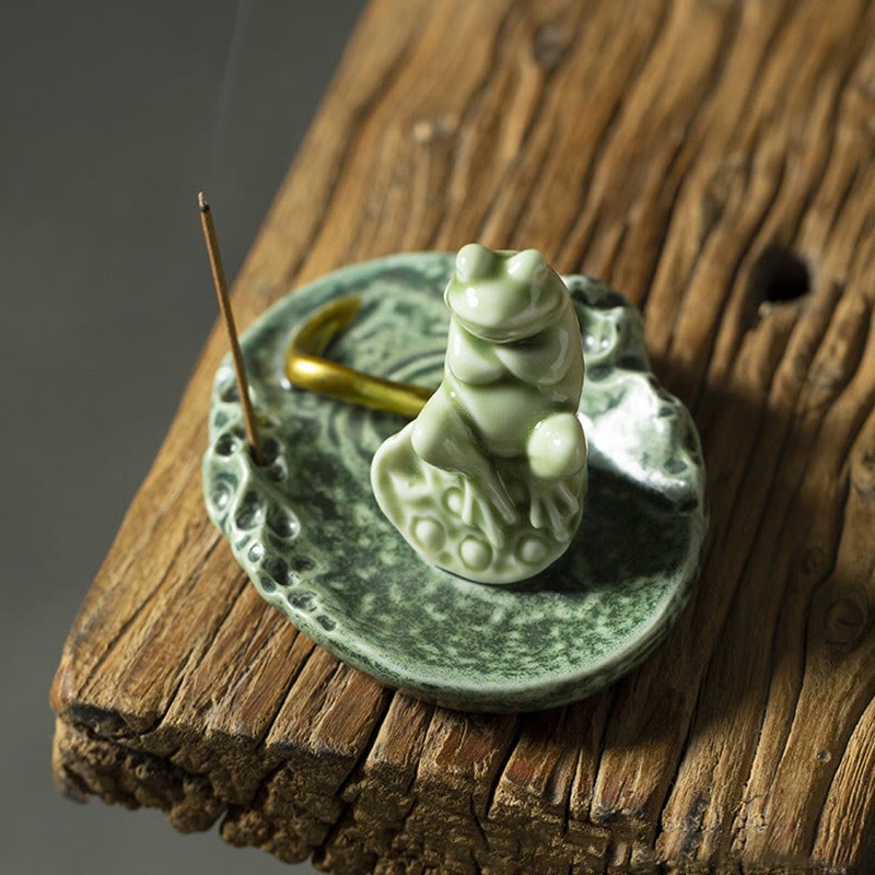 Leaf Meditation Frog Pattern Healing Ceramic Incense Burner Decoration