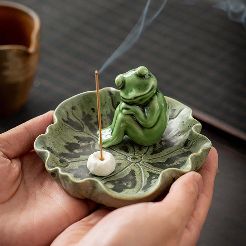 Leaf Meditation Frog Pattern Healing Ceramic Incense Burner Decoration