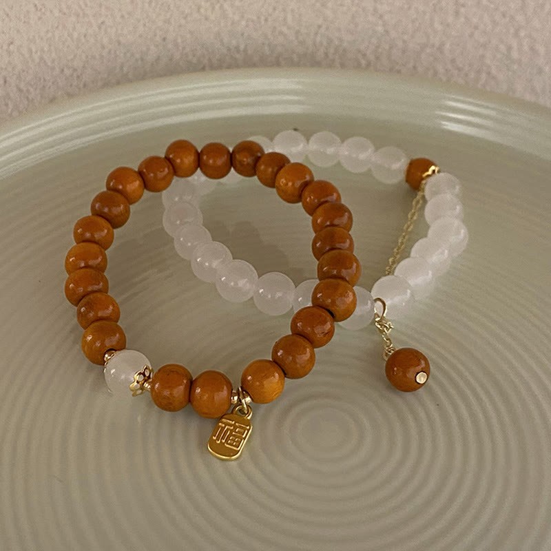 Sandalwood Cat's Eye Fu Character Charm Protection Bracelet