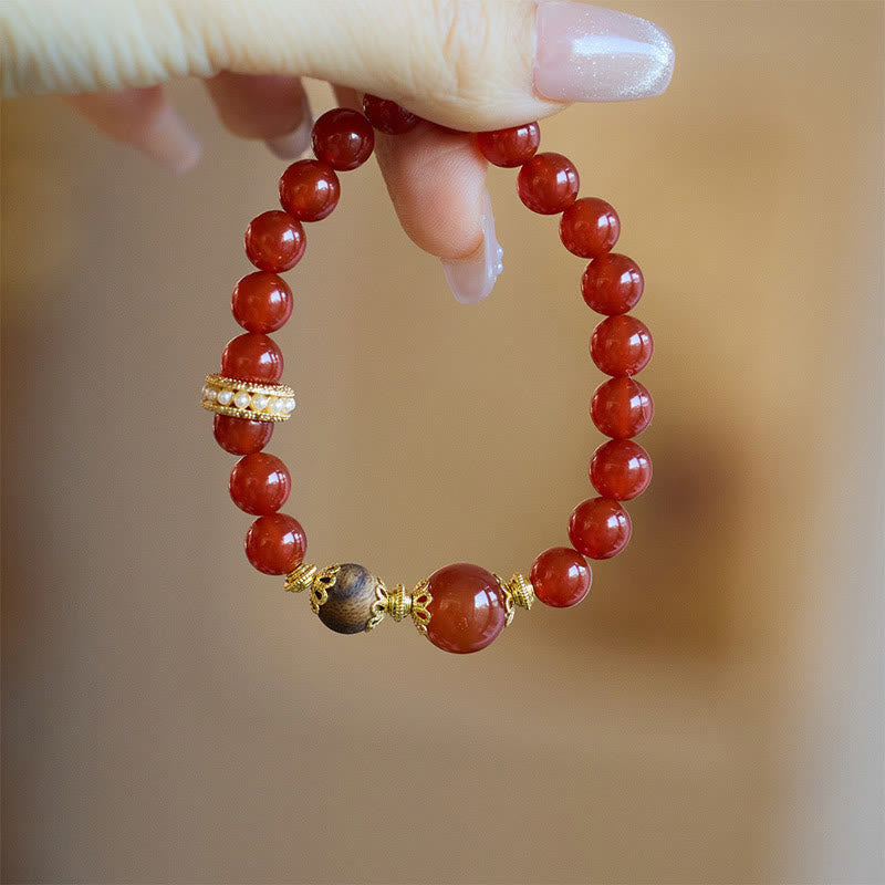 Red Agate Agarwood Confidence Bracelet