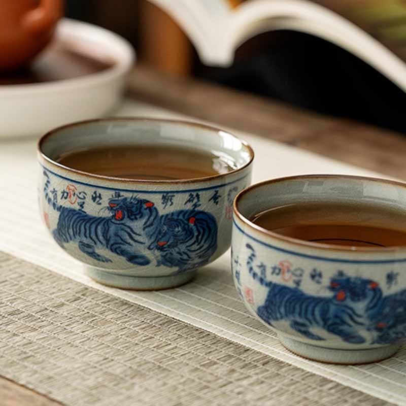 Jingdezhen Hand Painted Cute Tiger Ceramic Teacup Kung Fu Tea Cup Bowl 140ml