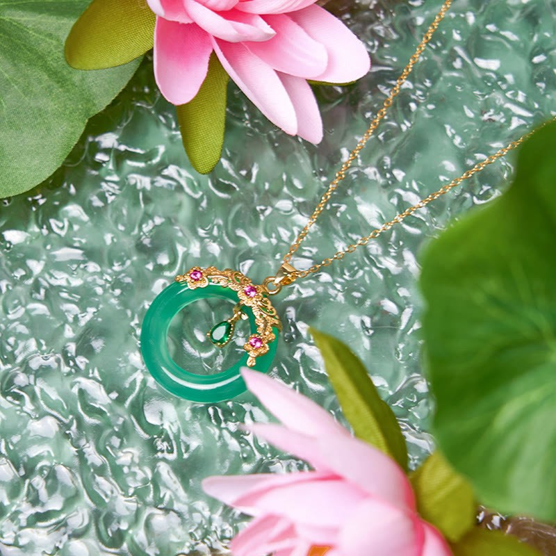 Green Chalcedony Peace Buckle Design Strength Necklace Pendant
