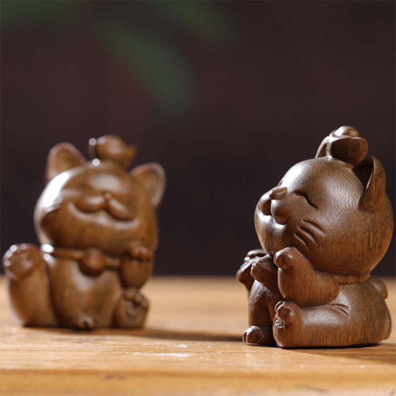 Mini Green Sandalwood Ingot Lucky Cat Carved Peace Desk Decorations