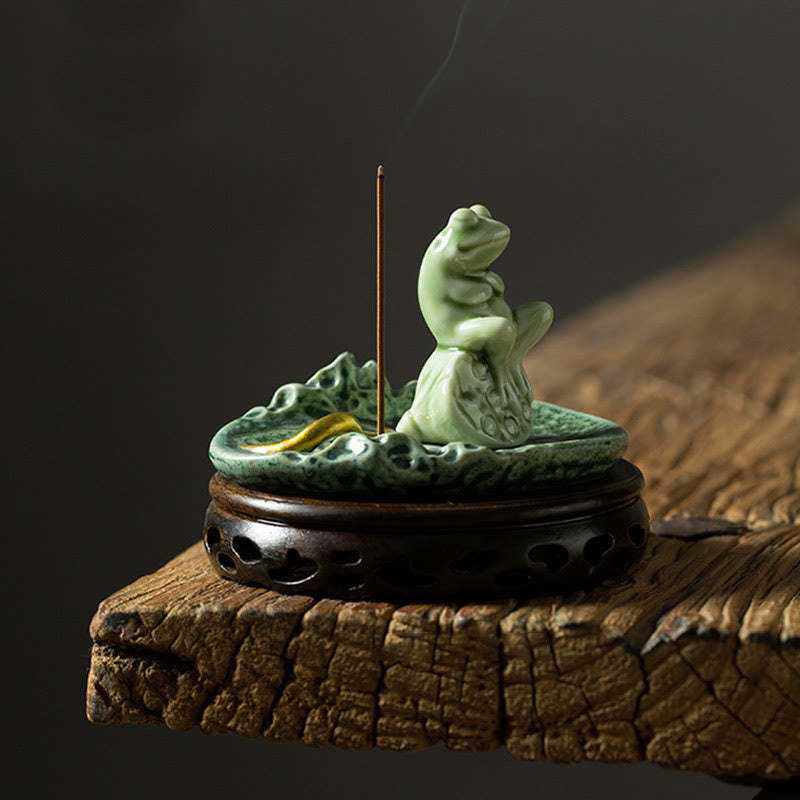 Leaf Meditation Frog Pattern Healing Ceramic Incense Burner Decoration