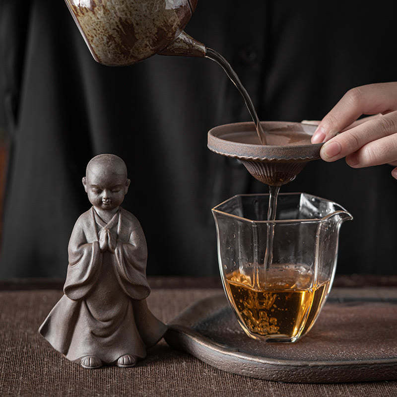 Little Brown Monk Hat Strainer Ceramic Tea Accessories Figurine Zen Home Desk Decoration