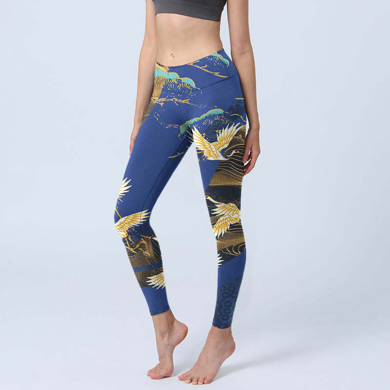 Mountain Temple Red Crowned Crane Pattern Print Gym Leggings Women's Yoga Pants