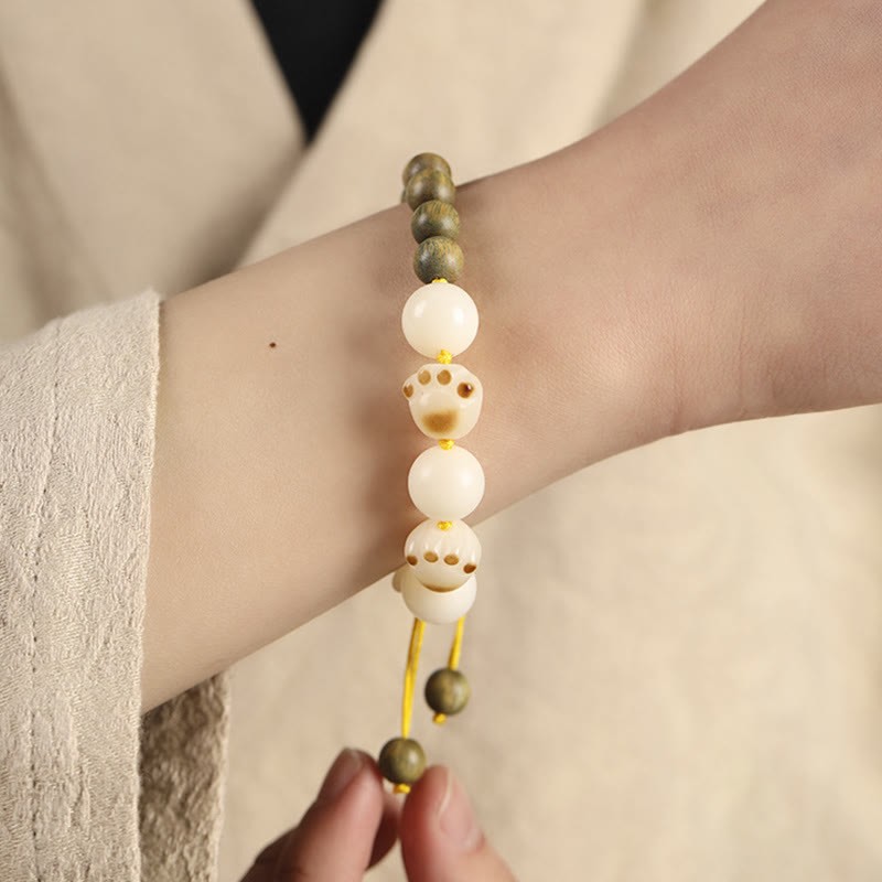 Natural Green Sandalwood Bodhi Seed Cat Paw Claw Cure Bracelet