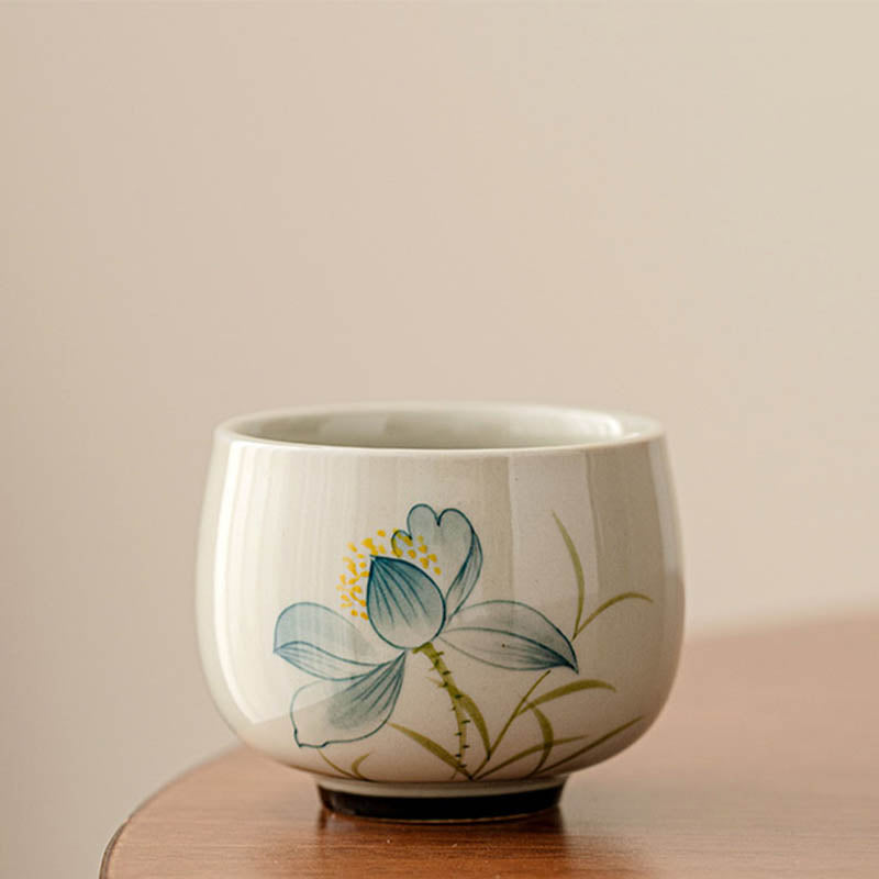 Hand Painted Lotus Flower Ceramic Teacup Kung Fu Tea Cup