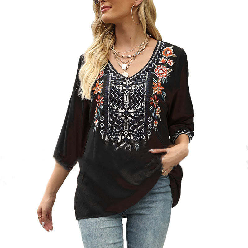 Spring Casual Plain Embroidery Floral Pattern Design Three Quarter Sleeve V-neck Cotton Women's T-Shirt