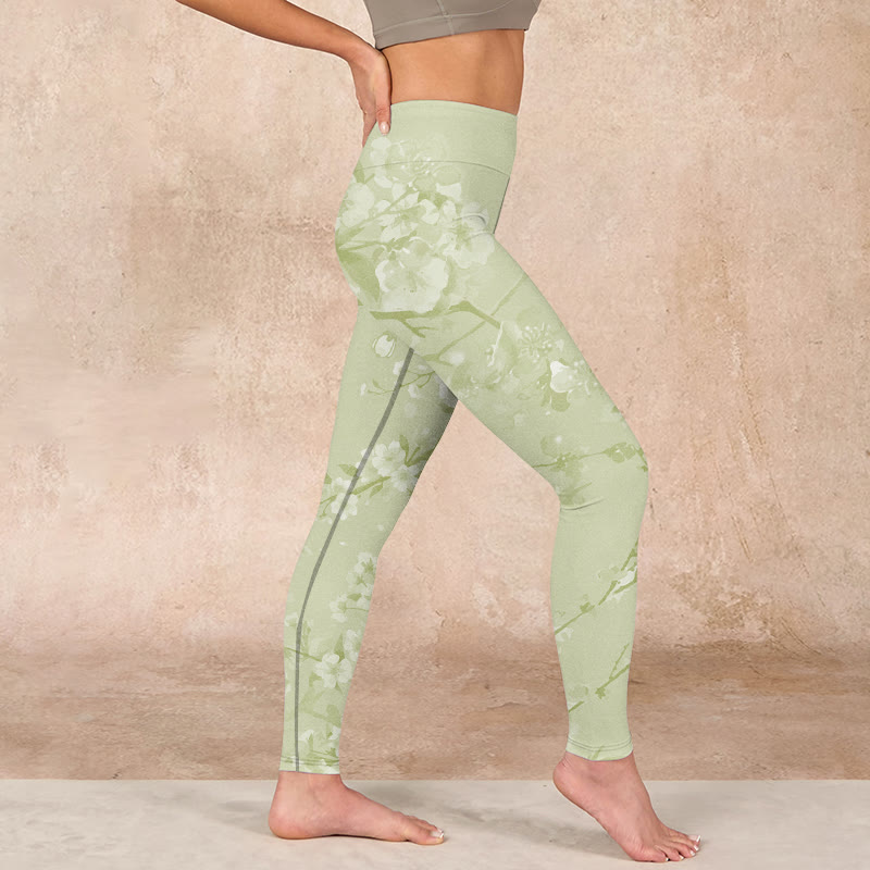 White Plum Blossoms Print Gym Leggings Women's Yoga Pants
