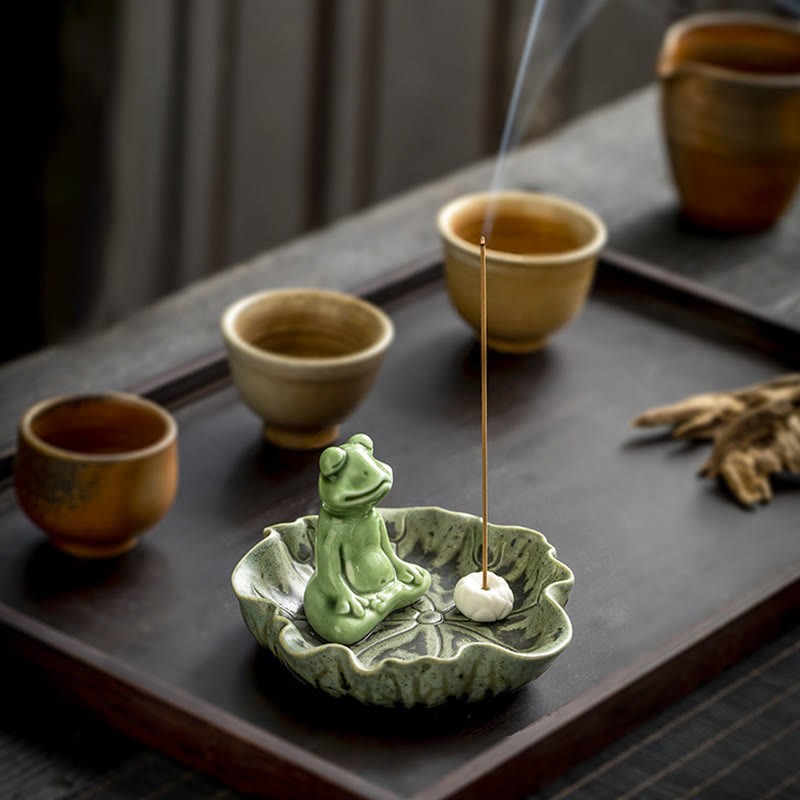 Leaf Meditation Frog Pattern Healing Ceramic Incense Burner Decoration