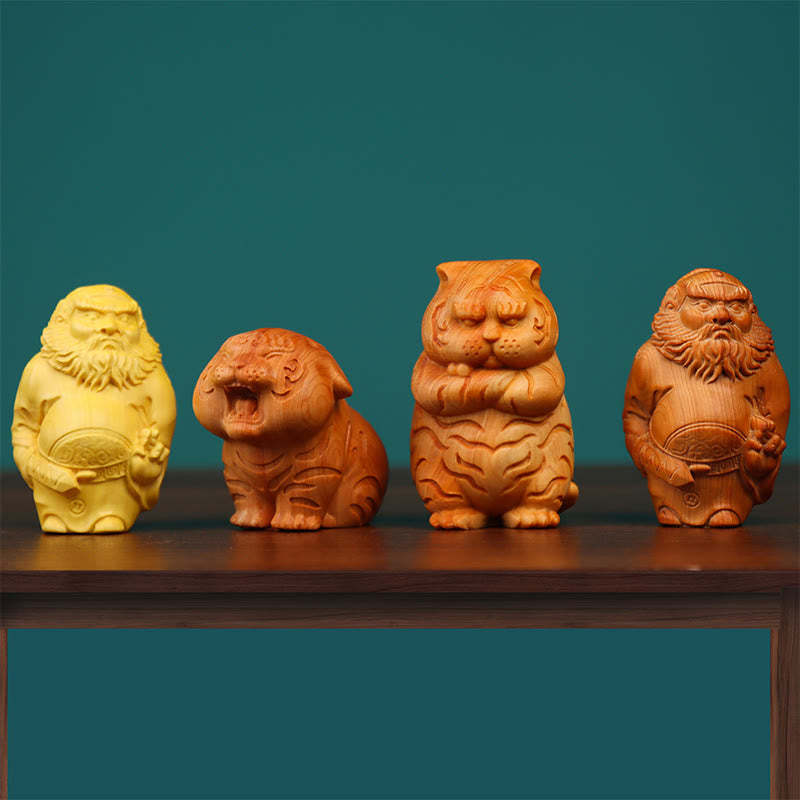 Thuja Sutchuenensis Boxwood Tiger Zhong Kui Grounding Desk Decorations