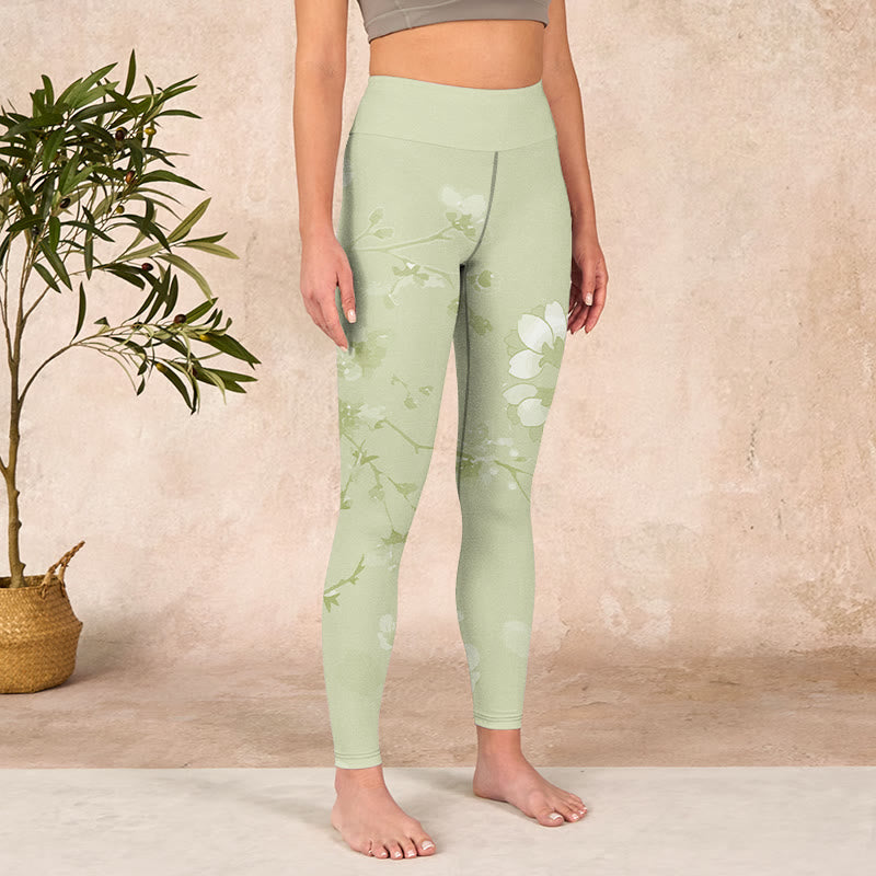 White Plum Blossoms Print Gym Leggings Women's Yoga Pants